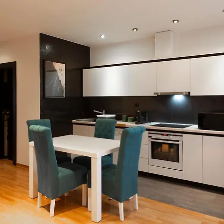 Charming Duplex In Belgrade
